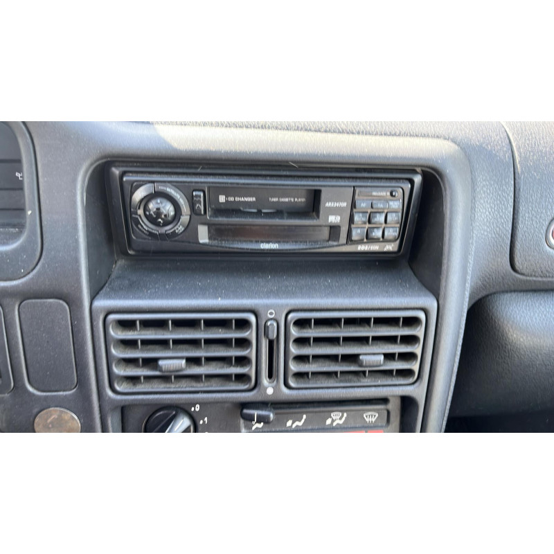 Poignee porte arriere droit PEUGEOT 106 Photo n°8