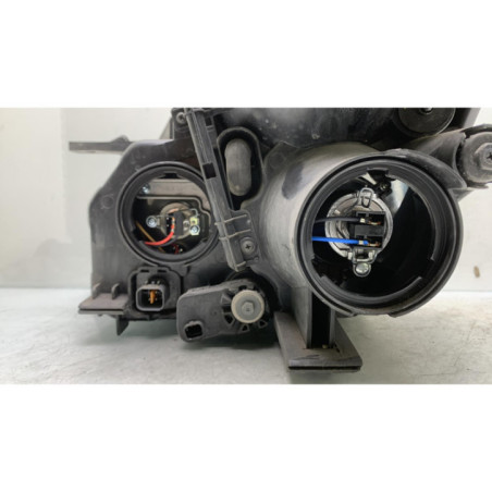 Optique avant principal droit (feux)(phare) KIA CARNIVAL 2 Photo n°1