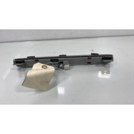 Feu arriere stop central HYUNDAI ELANTRA 1