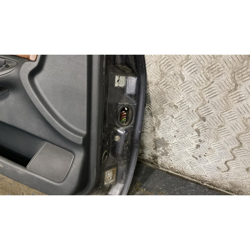 Porte avant gauche AUDI A4 1 Photo n°4