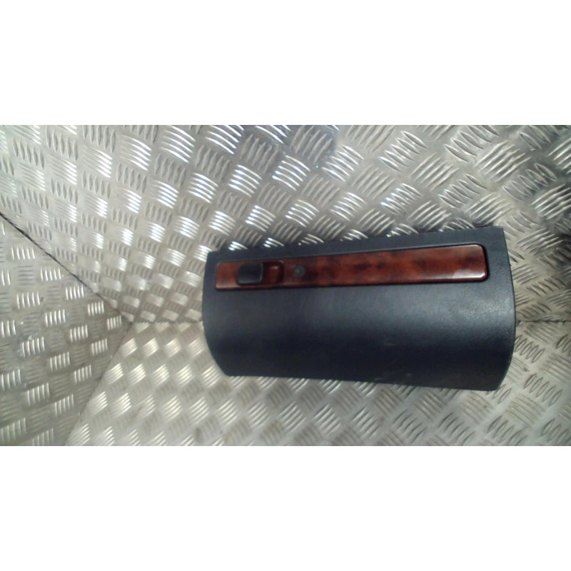 Boite a gants CITROEN XANTIA Photo n°1