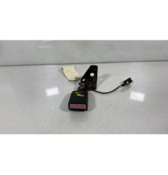 Attache ceinture arriere droit PEUGEOT 207