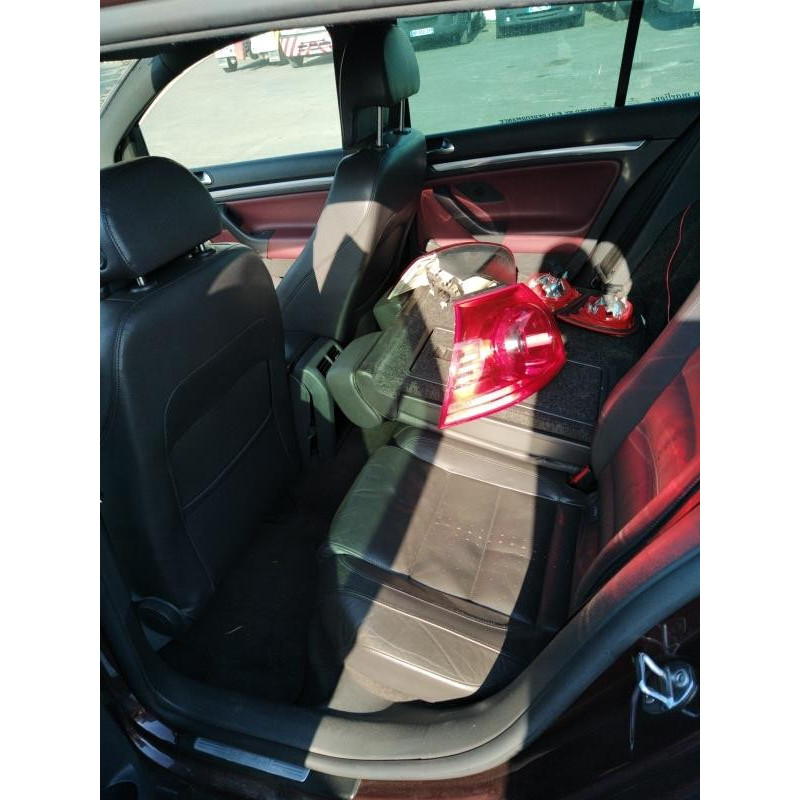 Moteur VOLKSWAGEN GOLF 5 Photo n°8