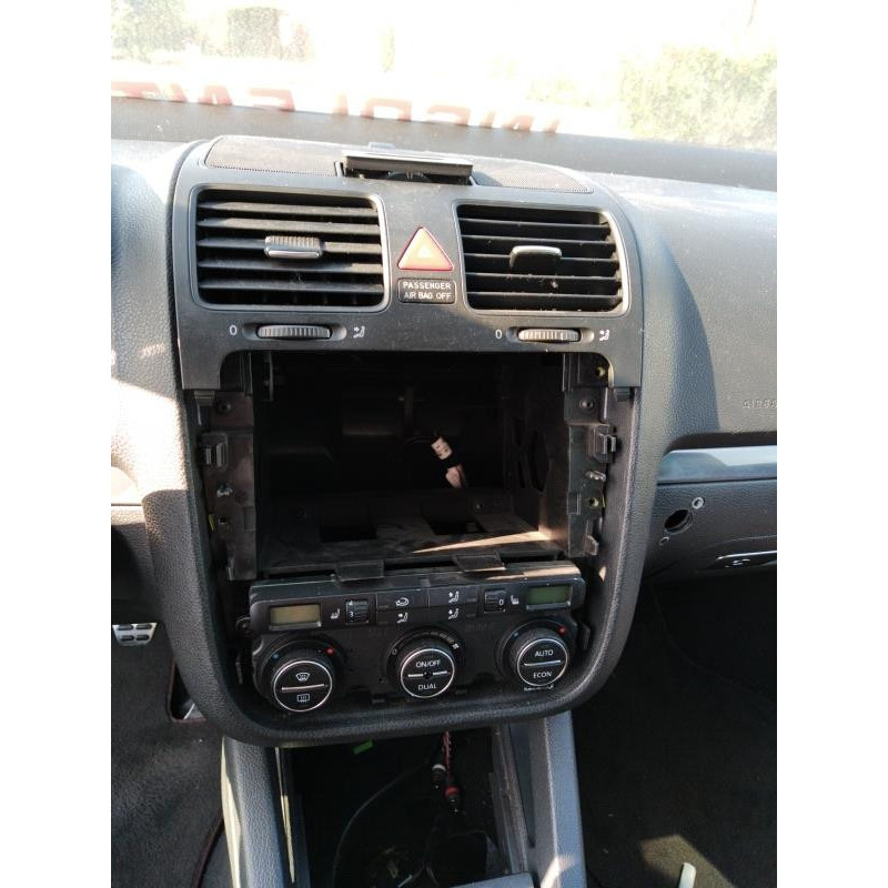 Moteur VOLKSWAGEN GOLF 5 Photo n°11