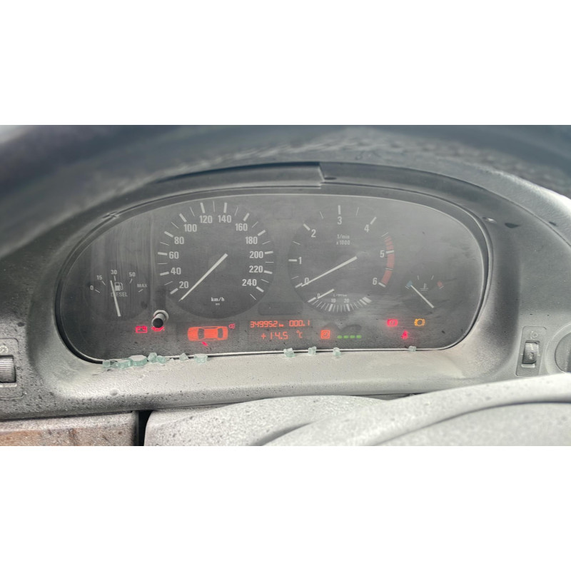 Malle/Hayon arriere BMW SERIE 5 E39 Photo n°15