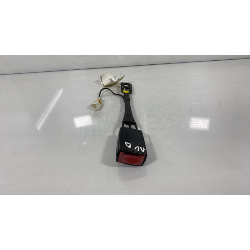 Attache ceinture avant droit PEUGEOT 3008 1 Photo n°3