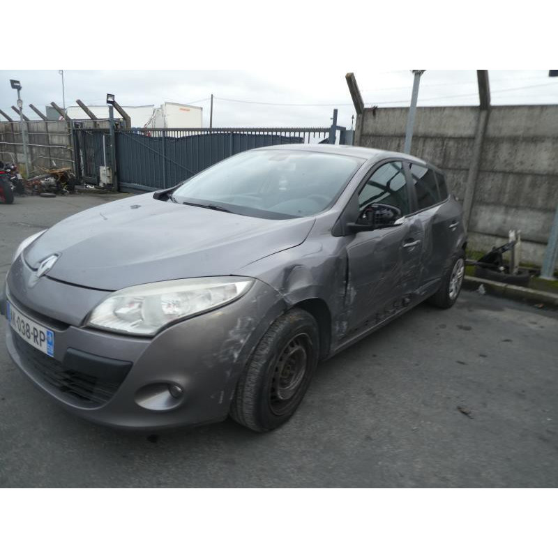 Vitre arriere gauche RENAULT MEGANE 3 Photo n°6