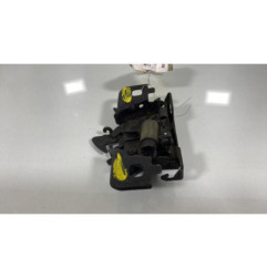Fermeture de capot RENAULT CLIO 4