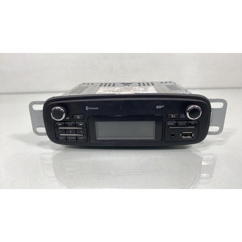Autoradio d'origine RENAULT CLIO 4 Photo n°3