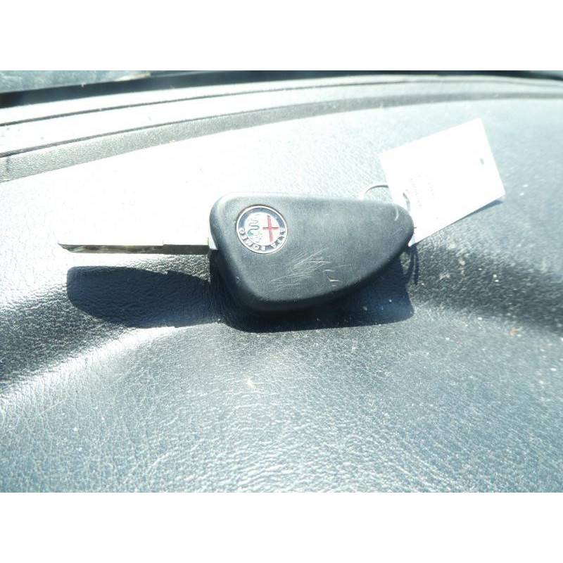 Vitre avant droit ALFA ROMEO 147 Photo n°5
