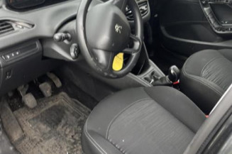 Ceinture arriere gauche PEUGEOT 208 1