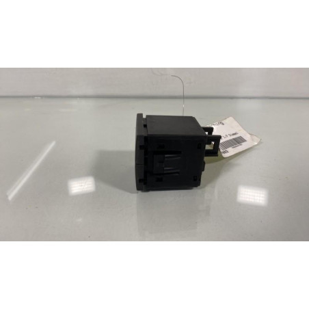 Bouton de warning OPEL MERIVA A