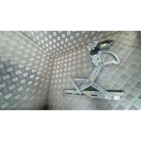 Leve vitre electrique avant gauche OPEL MERIVA A Photo n°1