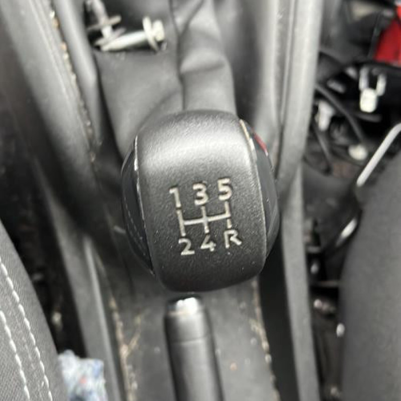 Ceinture arriere gauche PEUGEOT 208 1 Photo n°12