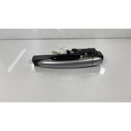 Poignee porte arriere gauche NISSAN PRIMERA 4