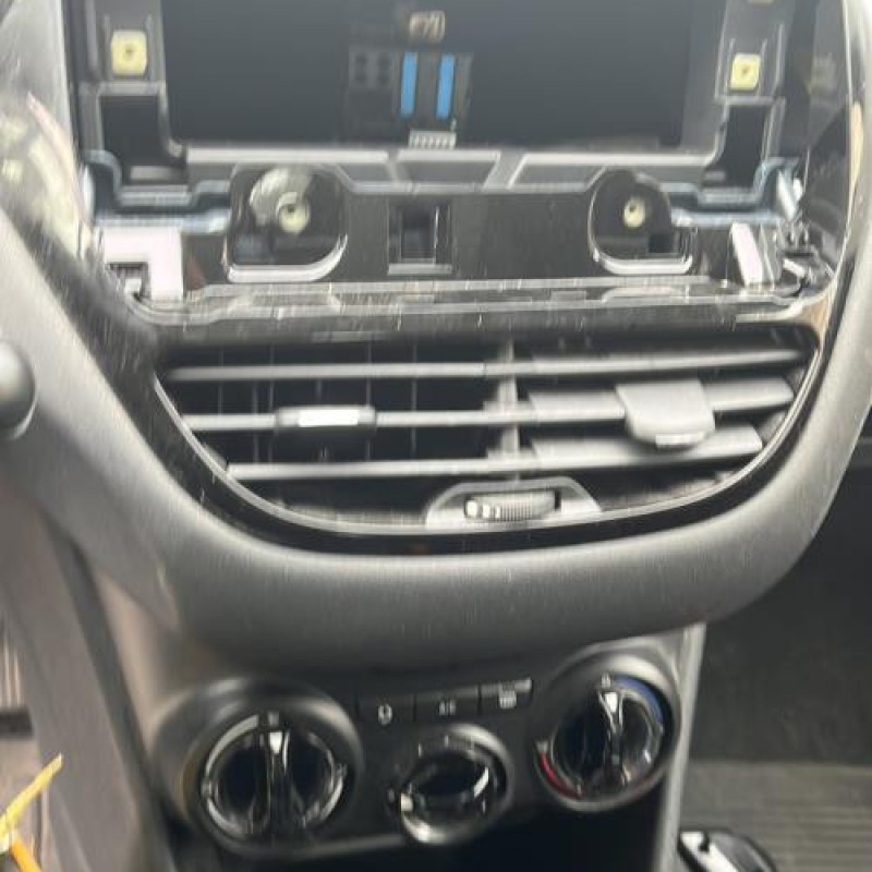Ceinture arriere gauche PEUGEOT 208 1 Photo n°14
