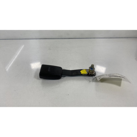 Attache ceinture avant droit NISSAN PRIMERA 4