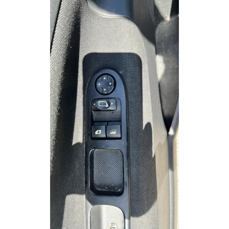 Porte avant gauche PEUGEOT 207 Photo n°16
