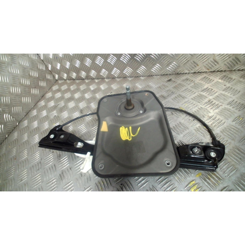 Leve vitre mecanique arriere gauche SKODA FABIA 2 Photo n°2