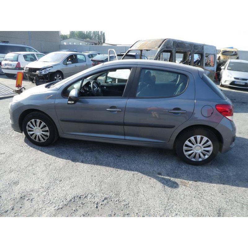 Pare choc arriere PEUGEOT 207 Photo n°10