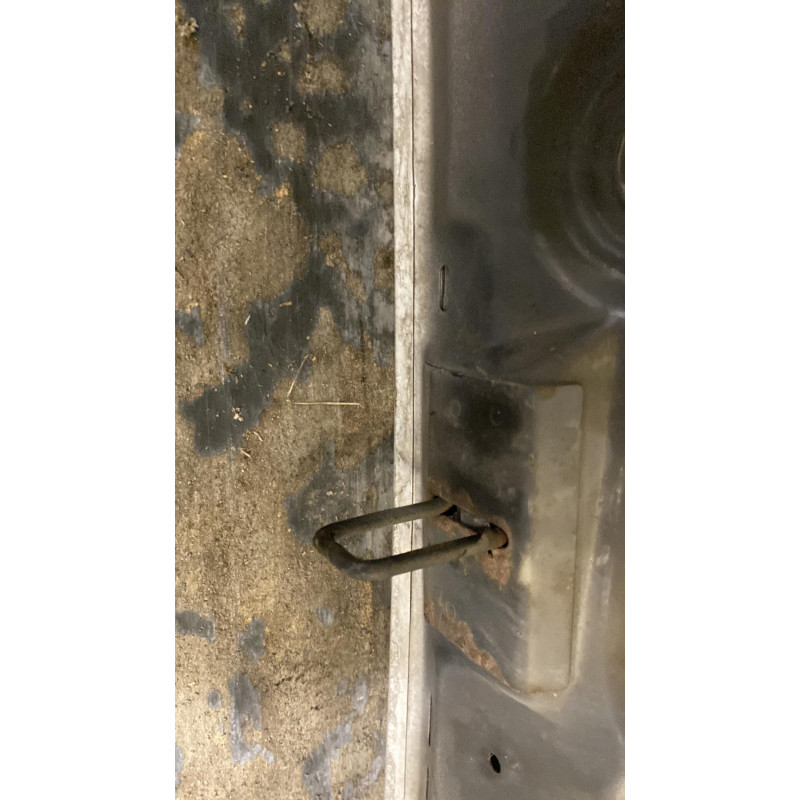 Capot FORD KA 1 Photo n°4