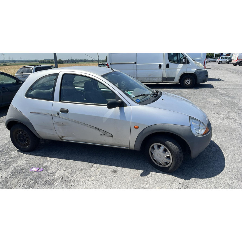 Capot FORD KA 1 Photo n°12