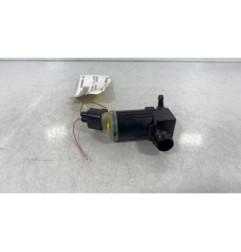Pompe lave glace avant SUZUKI SWIFT 5