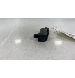 Pompe lave glace avant SUZUKI SWIFT 5