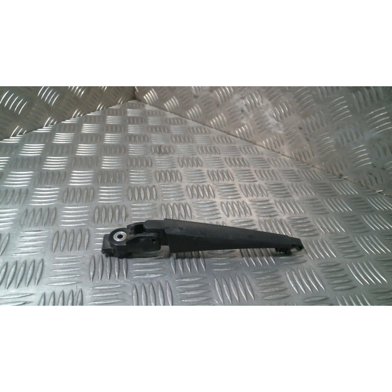 Bras essuie glace arriere SUZUKI SWIFT 5 Photo n°2