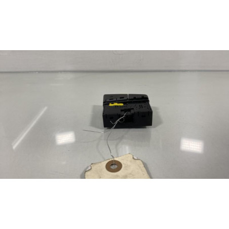 Bouton de warning SUZUKI SWIFT 5