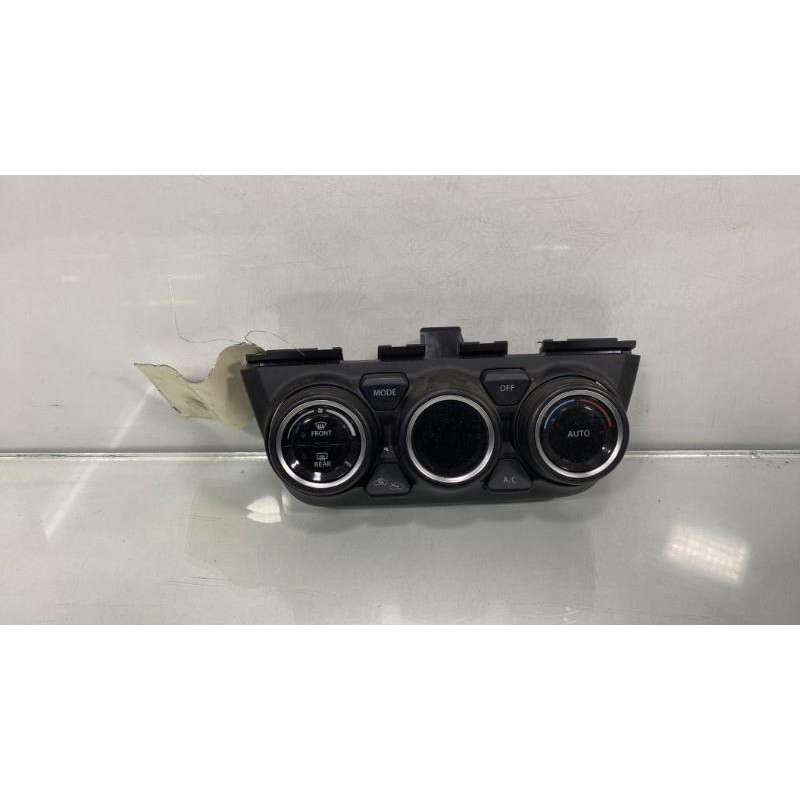 Commande chauffage SUZUKI SWIFT 5 Photo n°3