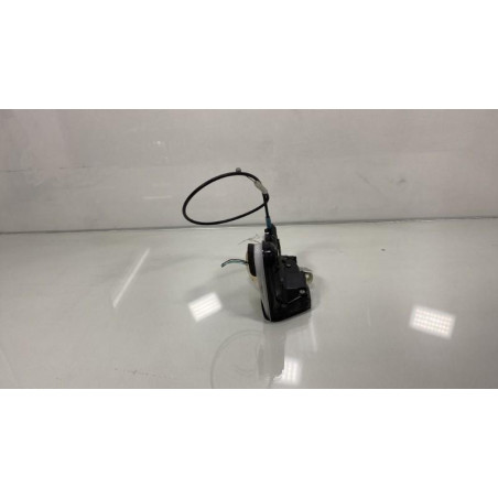 Serrure avant droit SUZUKI SWIFT 5