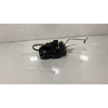 Serrure avant droit HYUNDAI GETZ Photo n°1