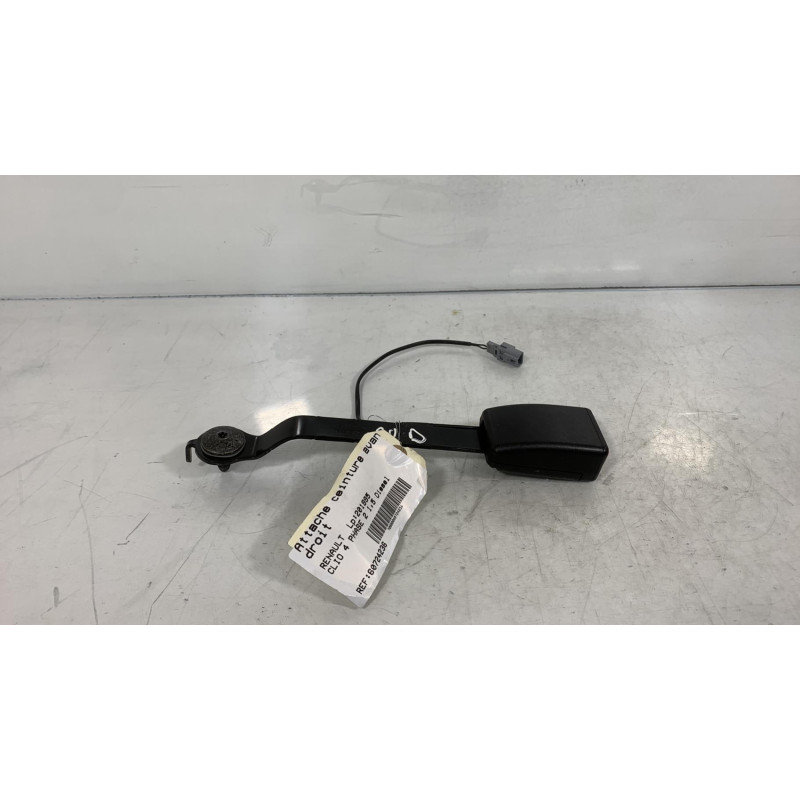 Attache ceinture avant droit RENAULT CLIO 4 Photo n°2