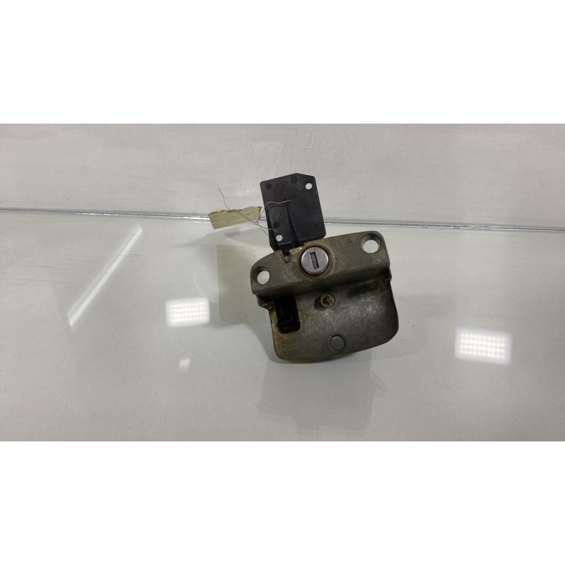 Bouton de coffre SEAT IBIZA 3 Photo n°3