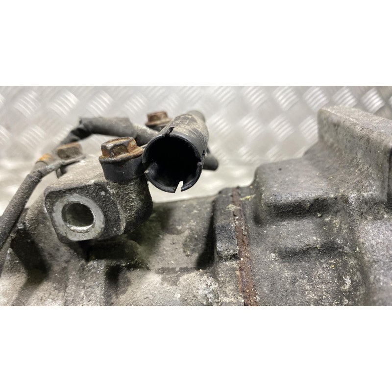Compresseur clim SUZUKI ALTO 2 Photo n°5