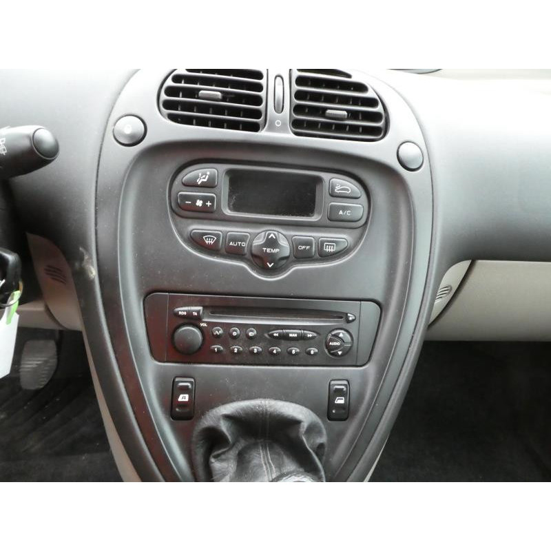 Anti brouillard droit (feux) CITROEN XSARA PICASSO Photo n°4
