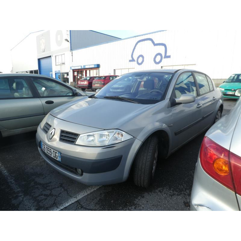 Malle/Hayon arriere RENAULT MEGANE 2 Photo n°10