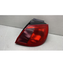 Feu arriere principal droit (feux) MITSUBISHI COLT 6 Photo n°1