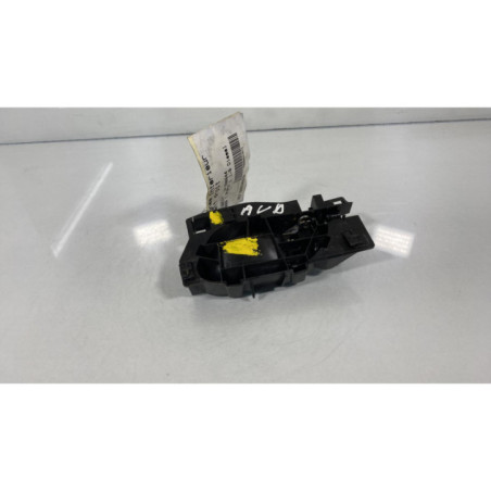 Poignee interieur avant droit PEUGEOT 3008 1