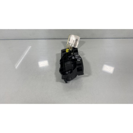 Poignee interieur avant gauche PEUGEOT 3008 1