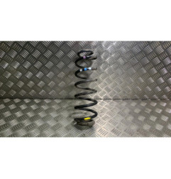Ressort de suspension arriere droit PEUGEOT 3008 1 Photo n°1