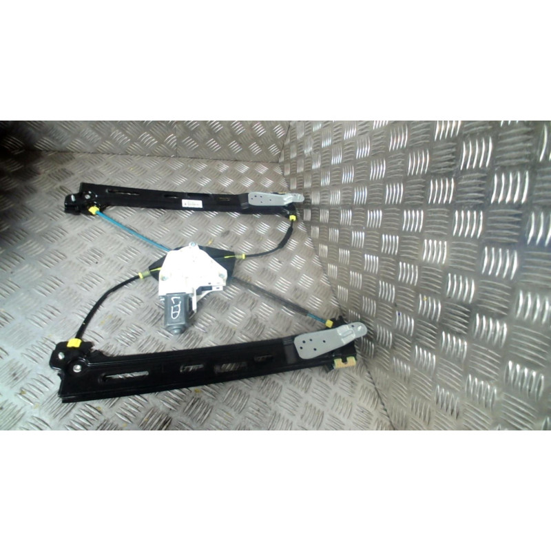 Leve vitre electrique arriere droit VOLKSWAGEN SHARAN 2 Photo n°2