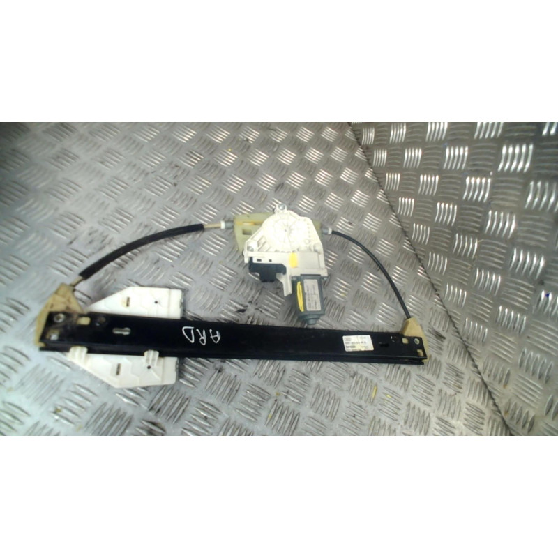 Leve vitre electrique arriere droit AUDI A6 3 Photo n°1