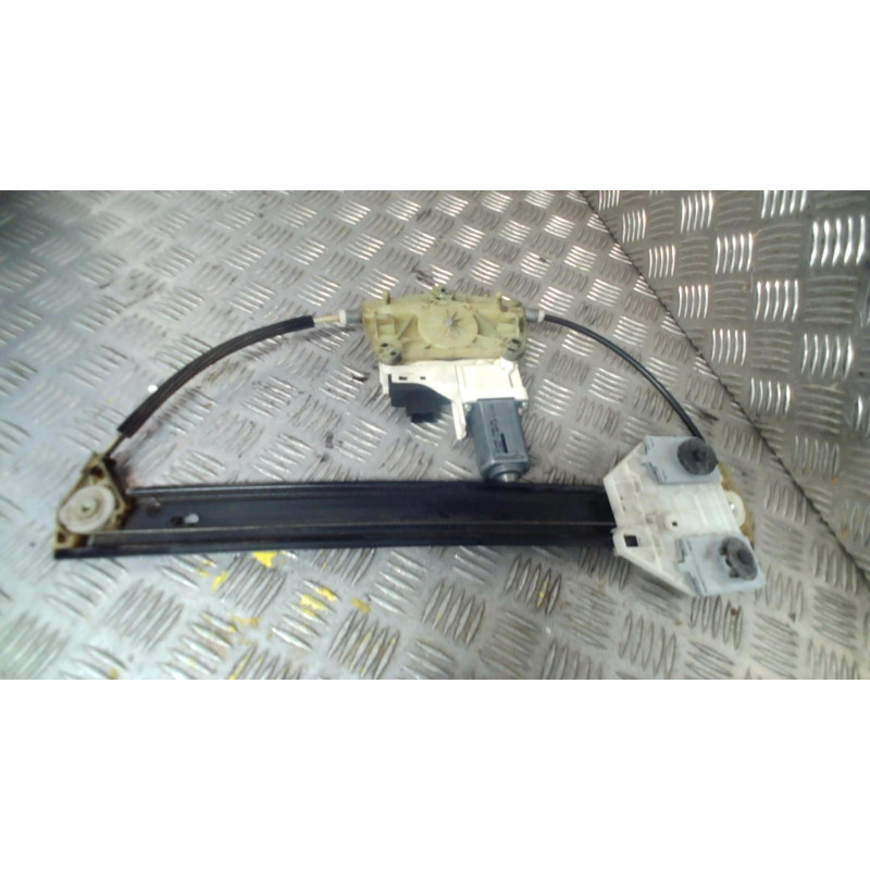 Leve vitre electrique arriere gauche AUDI A6 3 Photo n°2