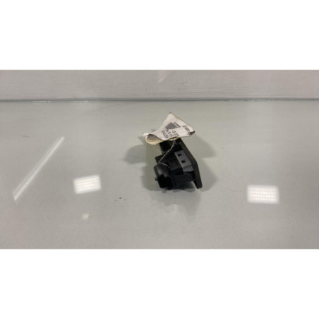 Bouton de coffre PEUGEOT 308 2 SW