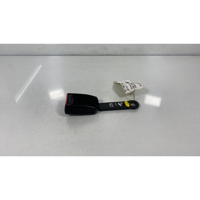 Attache ceinture avant droit PEUGEOT 206 Photo n°1