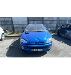 Attache ceinture avant droit PEUGEOT 206