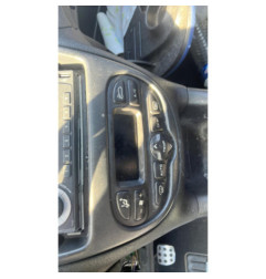 Attache ceinture avant droit PEUGEOT 206