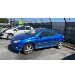 Attache ceinture avant droit PEUGEOT 206